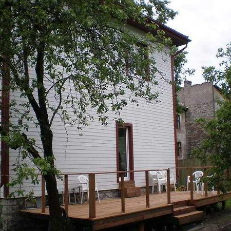 Vabriku Guesthouse 塔林 外观 照片