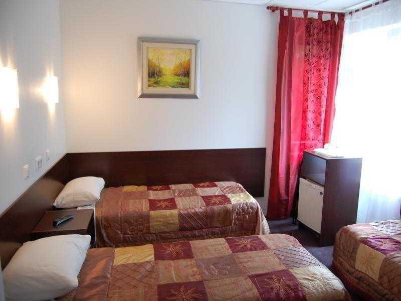 Vabriku Guesthouse 塔林 外观 照片